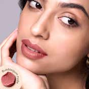 Mamaearth Moisture Matte Longstay Mini Lipstick - 05 Bubblegum Nude (0.7 g)