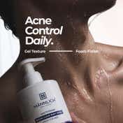 Mannlich Multivitamin 2% Salicylic Acid Body Acne Body Wash (300 ml)