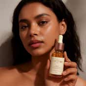 BiE Halo Saffron Face Oil - Brightens Skin,Targets Pigmentation & Wrinkles (10 ml)