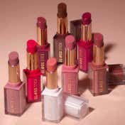 Makeup Revolution Pout Lip Gloss Stick - Shimmer Toasted Caramel (3 g)