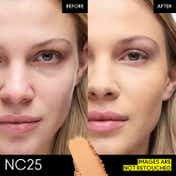 M.A.C Studio Fix Powder Plus Foundation - NC25 (12 g)