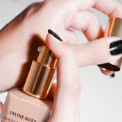 SAMER KHOUZAMI Divine Matt Liquid Foundation - 55 Warm Orange (30 ml)