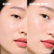 Benefit Cosmetics Glow-La-La Velvet Gleam Highlighter - Raya (3 g)