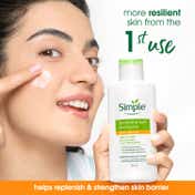 Simple Kind To Skin Protecting Light Moisturiser with SPF 15 Protects and Hydrates (125 ml)
