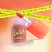Renee Delulu Blurring Matte Liquid Lipstick - Coral Chemistry (4 ml)