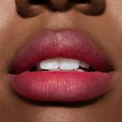 M.A.C Powder Kiss Hazy Matte Lipstick - Raspberry Beret (3.5 g)