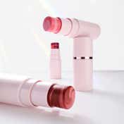 Makeup Revolution Skin Silk Marble Blush Stick - Peachy Pink (4.5 g)