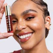 Milani Fruit Fetish Lip Oils - Blackberry Agave (4 ml)