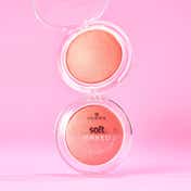 essence Soft Baked Blush - 20 Peach Please (4.5)