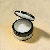 PAC Translucent Powder Controls Shine Prevents Flashbacks Lightweight - 06 (10 g)