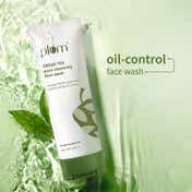 Plum Green Tea Pore Cleansing Acne Face Wash (100ml)