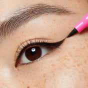 essence Line It Like A Pro! Liner - 01 Black (1.2 ml)