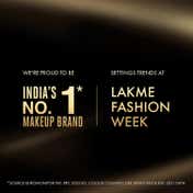 Lakme Face It Blush - B4 Peppy Peach (4 g)