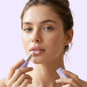 TNW The Natural Wash Shimmy AF Lip Balm for Pearl Infused Shine UVA/UVB Protection (3.3 g)