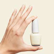 O.P.I Nature Strong Vegan Nail Lacquer - Cauliflower Power (15 ml)