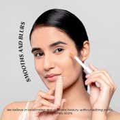 HOUSE OF MAKEUP Zoom In Crease-Free, Creamy Concealer - FL01 Fair To Light Skin Tone (6 ml)