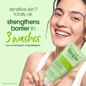 Simple Kind To Skin Refreshing Facial Wash (100ml)