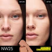 M.A.C Studio Fix Powder Plus Foundation - NW25 (12 g)