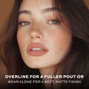 Makeup Revolution Satin Kiss Lipliner - Chauffeur Nude (1 g)