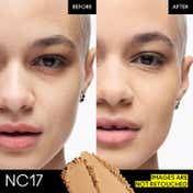 M.A.C Studio Fix Powder Plus Foundation - NC17 (12 g)