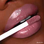 Milani Keep It Full Maxxx Lip Plumper - First Kiss (4.5 ml)