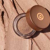 Essence Cream Eyeshadow - 02 Pearl (5 g)