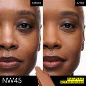 M.A.C Studio Fix Powder Plus Foundation - NW45 (12 g)