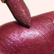 Oulac Infinity Moisture Shine Lipstick - D05 Wildfire (4 g)
