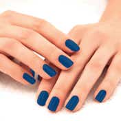 Lakme 9 to 5 Overtime Shine Nail Colour - Blue Ocean (6 ml)