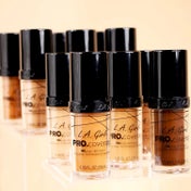 L.A. Girl PRO Coverage HD Foundation Soft Honey (28 ml)