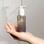 Haruharu wonder Black Rice Moisture Deep Cleansing Oil (150 ml)