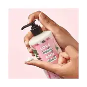 LOVE beauty AND planet Murumuru Butter & Rose Moisturising Body Lotion (400 ml)