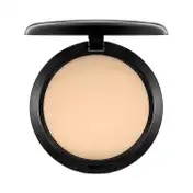 M.A.C Studio Fix Powder Plus Foundation - NC20 (15 g)