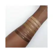 Makeup Revolution Relove Super Serum Foundation - F6 (25 ml)