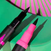essence Line It Like A Pro! Liner - 01 Black (1.2 ml)