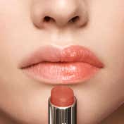 Estee Lauder Futurist Hydraplump Lip Balm - Bloom Cocoon (2.8 g)