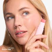Makeup Revolution Skin Silk Marble Blush Stick - Peachy Pink (4.5 g)