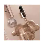 Swiss Beauty Drop and Glow Liquid Highlighter - 01 Light Pink (18 ml)