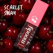 Moody Drip Matte Liquid Lipstick - Scarlet Sway (4 ml)