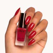 Hyue Gel Fx Nail Paint - Fire Engine Red (8 ml)