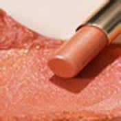 Oulac Moisture Shine Lipstick - S5-Utopia (4 g)