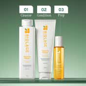 Biolage Smoothproof Anti-Frizz Shampoo with Camellia oil and Glycerin for 72HR Frizz Control (200ml)
