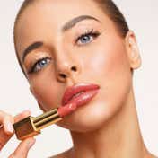 Oulac Metallic Shine Lipstick - GM12 Celestial (4.3 g)