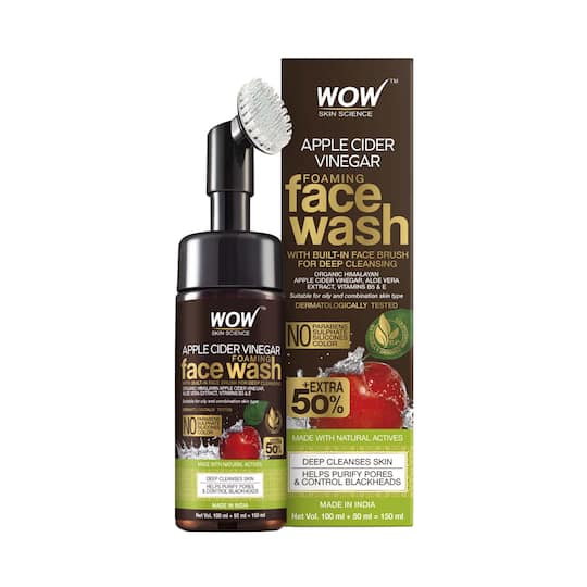 WOW SKIN SCIENCE Apple Cider Vinegar Foaming Face Wash With Built-In Brush (150ml)