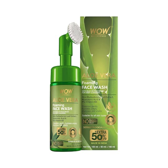 WOW SKIN SCIENCE Aloe Vera Foaming Face Wash With Built-In Face Brush (150ml)