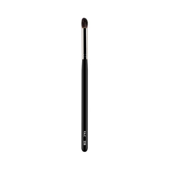 PAC Eyeshadow Blending Brush - 228 (1Pc)