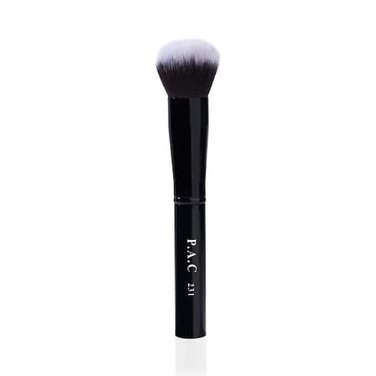 PAC Foundation Blending Brush - 231 (1Pc)