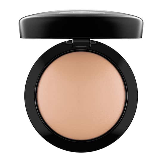 M.A.C Mineralize Skin Finish Natural - Medium Dark (10g)