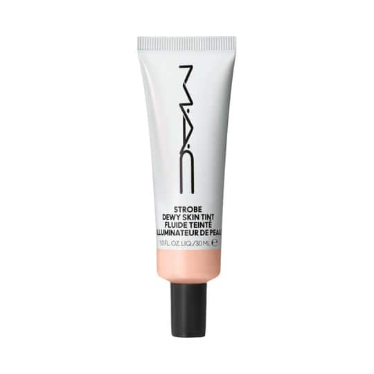 M.A.C Strobe Dewy Skin Tint - 02 Light (30ml)