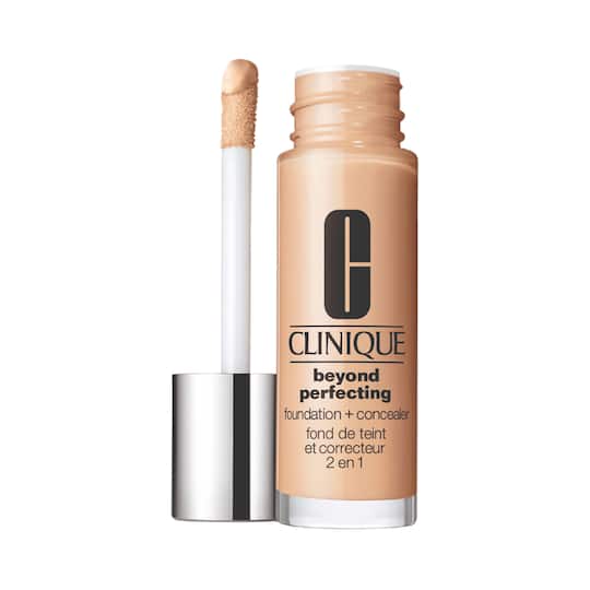 CLINIQUE Beyond Perfecting Foundation + Concealer - CN 28 Ivory (30ml)